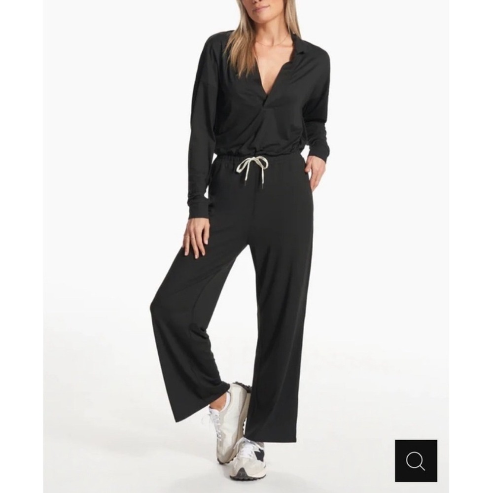 Vuori‎ Lux Intentions Jumpsuit wide leg performance athleisure sz L charcoal